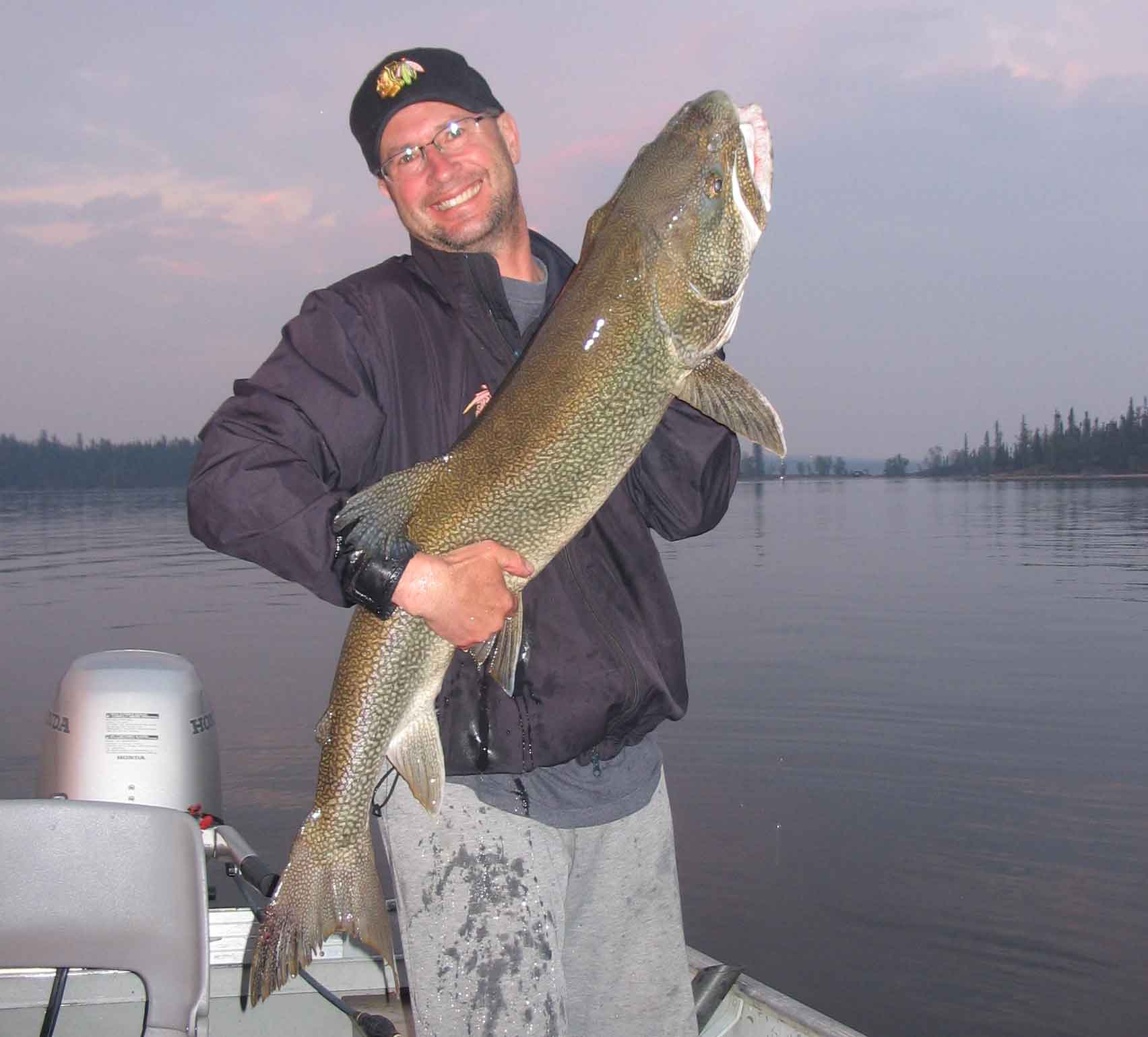 big_lake_trout_Nonacho_Lake_Fishing_NWT